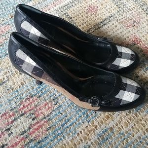 Burberry Pumps
